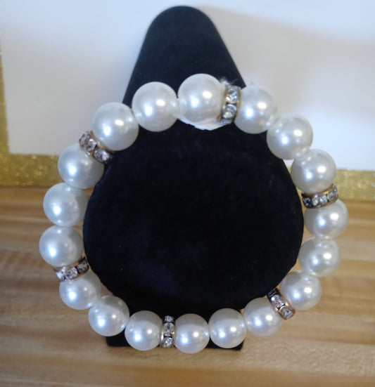 Pearl and Gold Bracelet